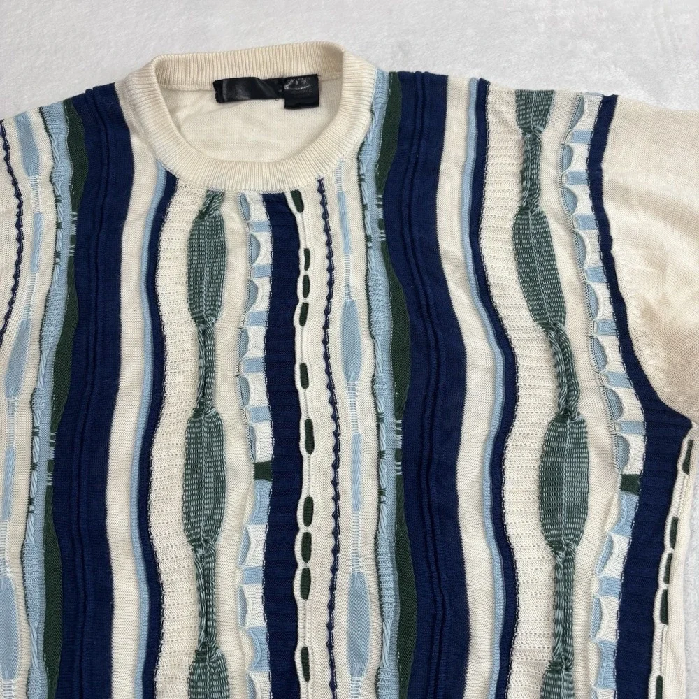 VTG 90's 3D Cable Knit Sweater White Short Sleeve Knit Distressed Acrylic Mens M